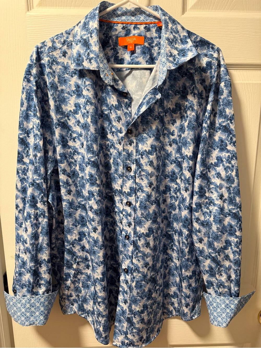 TALLIA Sport Floral Button-Down Shirt